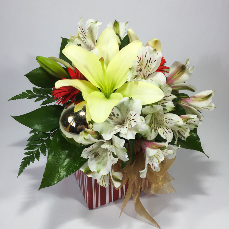 Christmas flower box made with roses in our Wellington florist